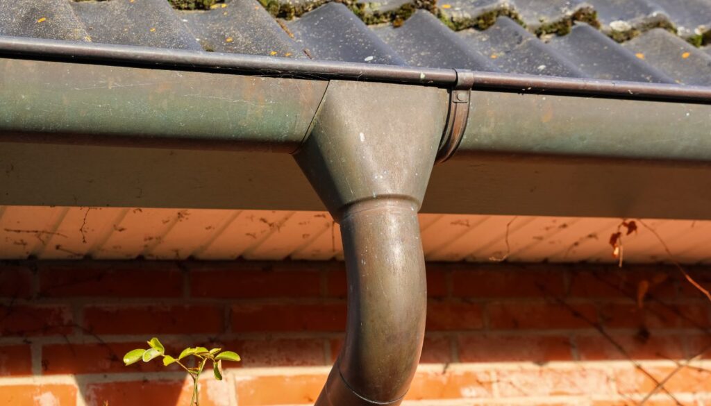 Réparation de gouttière Bordeaux